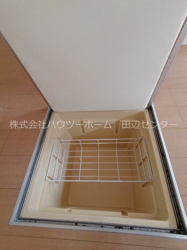 リビングタウンくにみB棟 収納