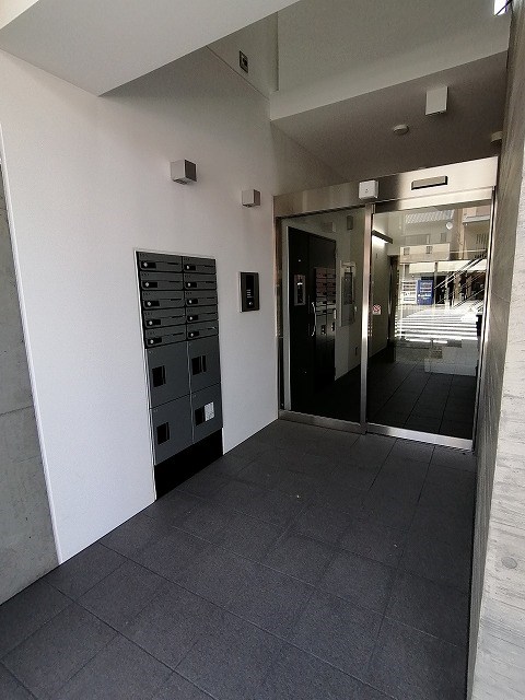 プランドール神宮丸太町 エントランス