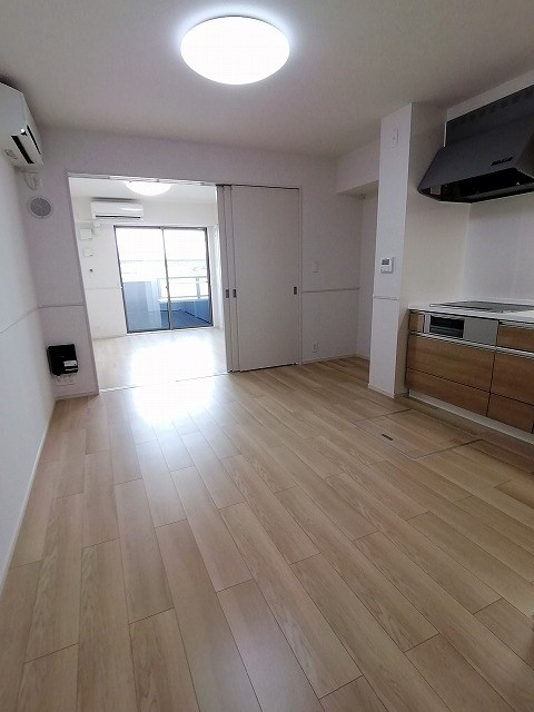 ミレ　グランデ　京田辺 リビング