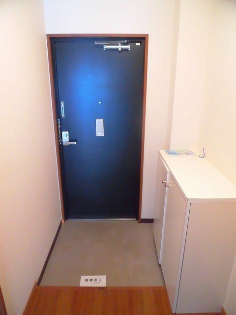 シンフォニハイツヒエイ 玄関