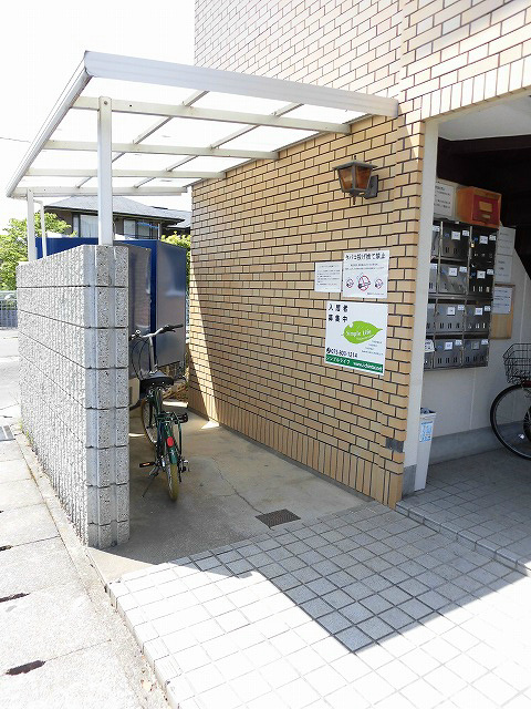 コーポバードワン エントランス