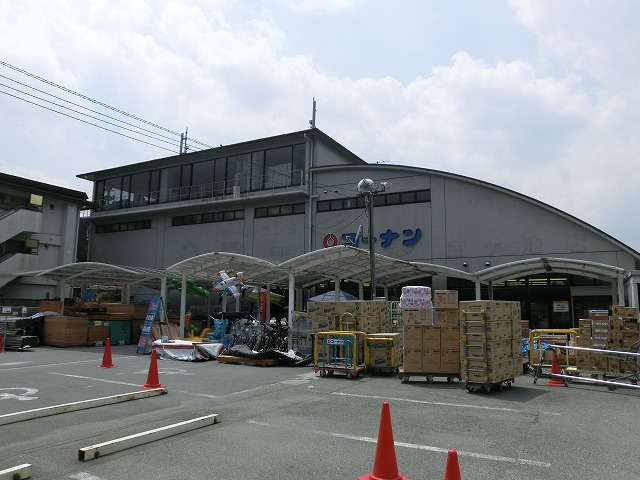 シンフォニハイツヒエイ ホームセンター