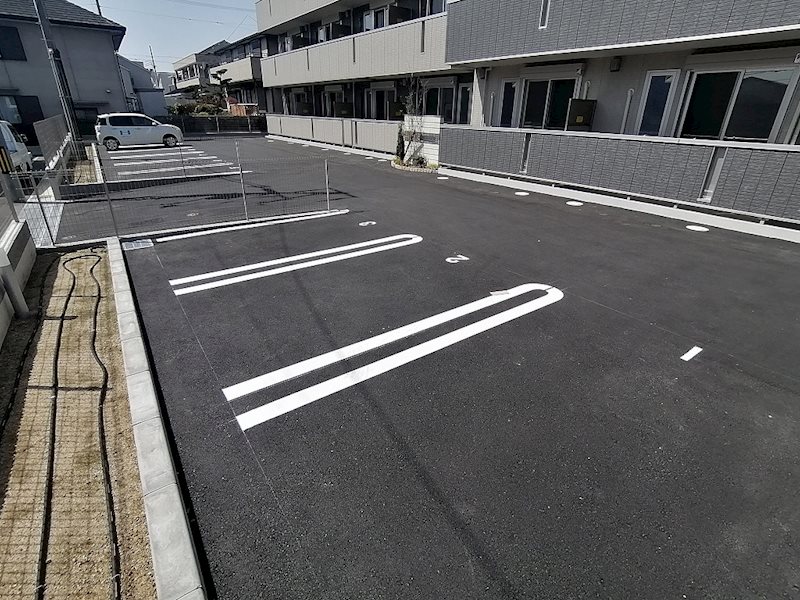 アイル京都宇治西 駐車場