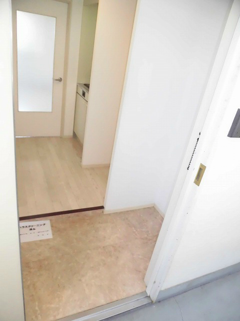 詩仙ハイムⅡ 玄関