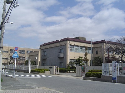 ハイツクリスタルあいりす 中学校