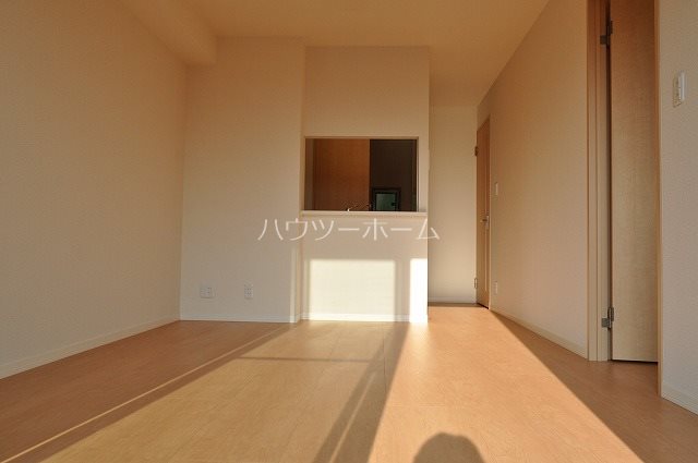 シャーメゾン欅ヶ丘・椿館 リビング