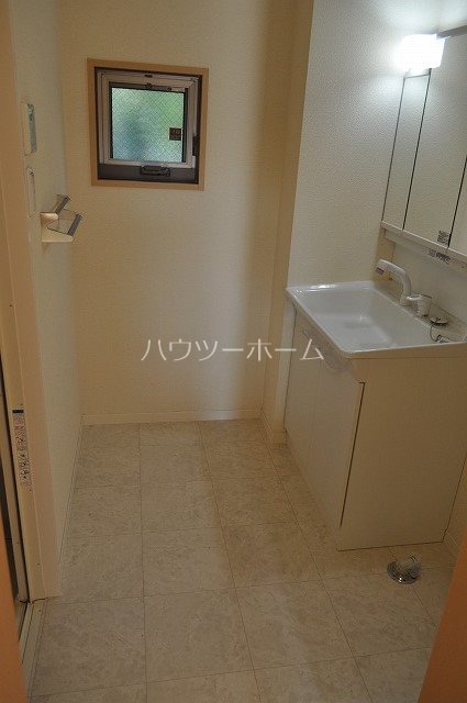 シャーメゾン欅ヶ丘・椿館 洗面所