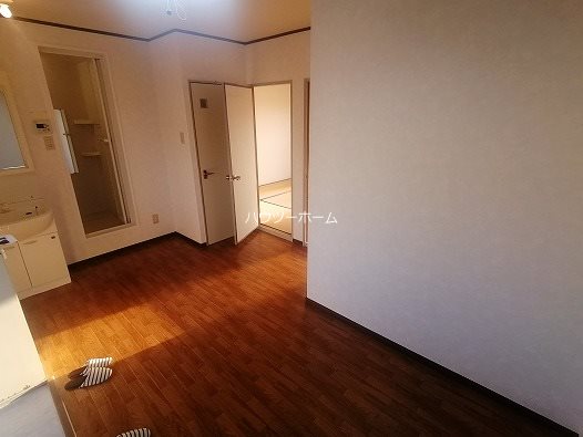 Y's Village リビング