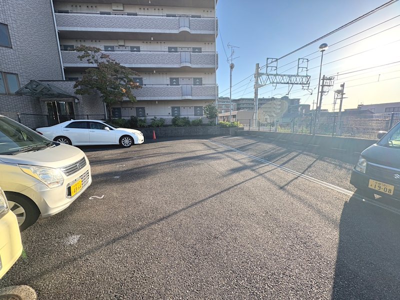 コート木幡 駐車場