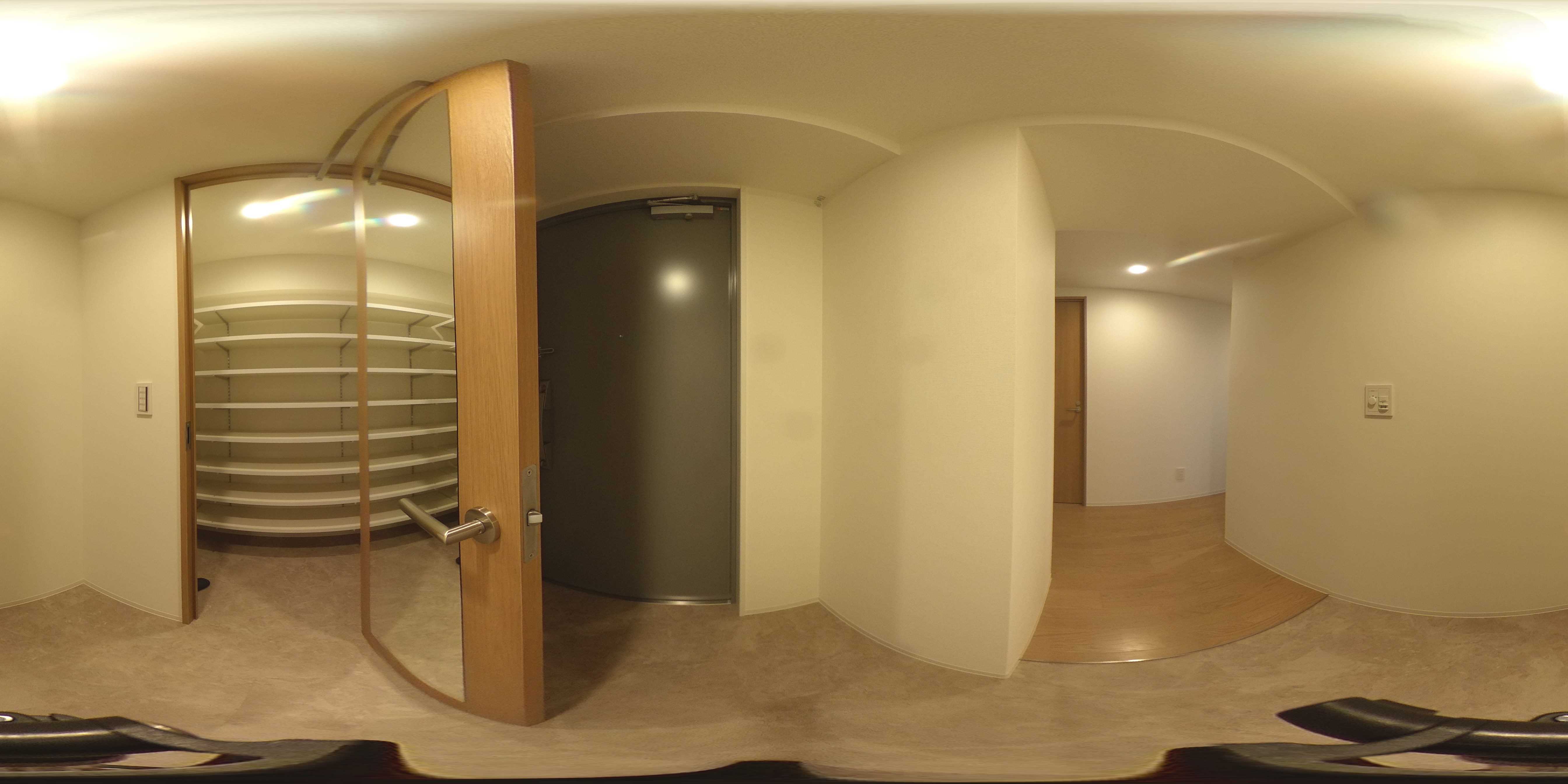 AKADEMOS　Residence 玄関