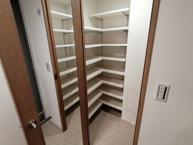 AKADEMOS　Residence 収納
