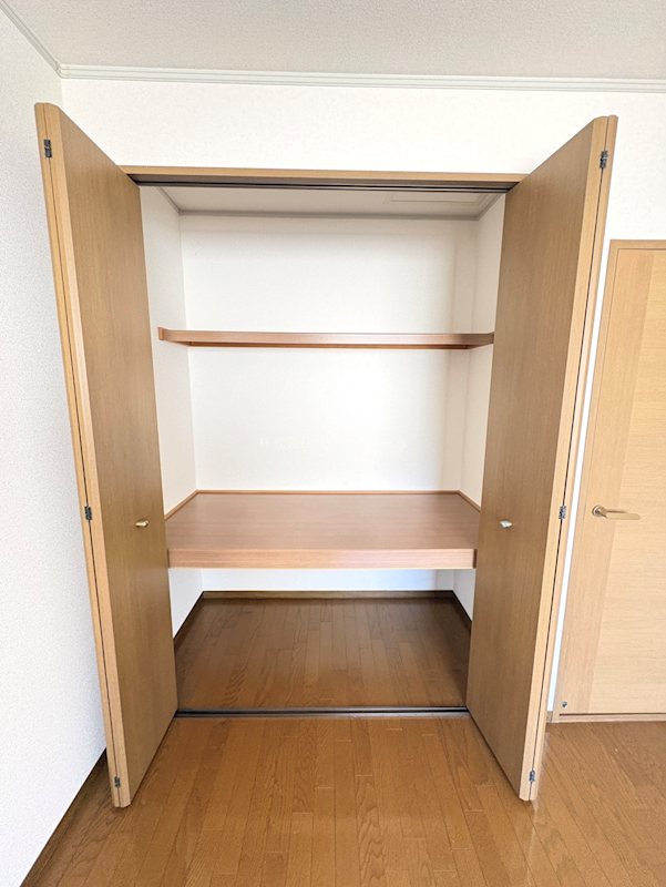 TタウンD棟 収納