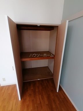 プロパティ丸山 収納