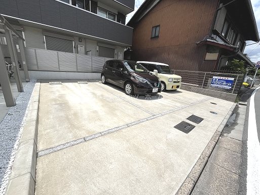 compassion7 駐車場