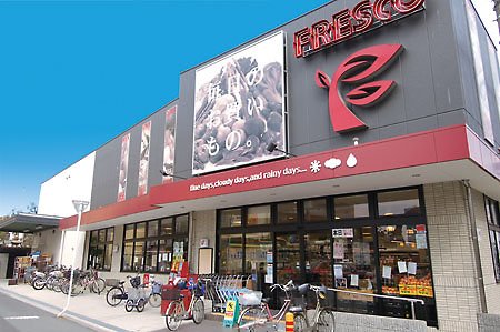 小倉町蓮池1-5　店舗付貸家 スーパー