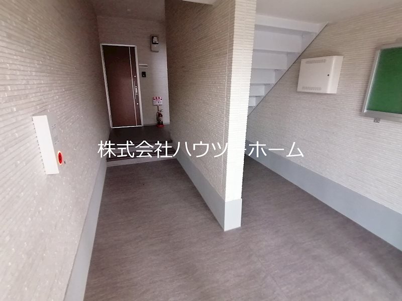 アイメゾン誓願寺 エントランス