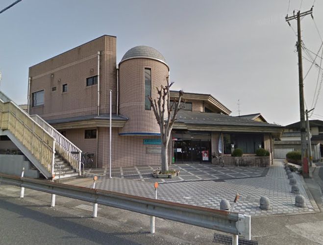 アイメゾン誓願寺 図書館
