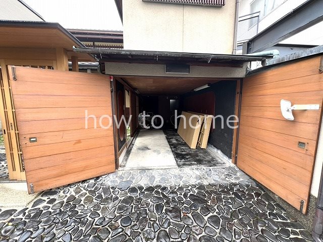 桂野里町貸家 駐車場