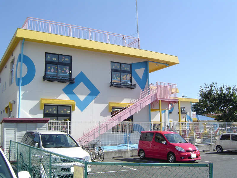 プリシード城陽駅前ビル 幼稚園
