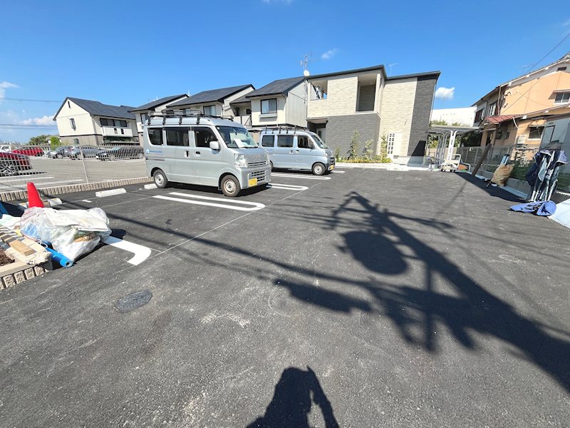 ウィスタリアⅡ 駐車場