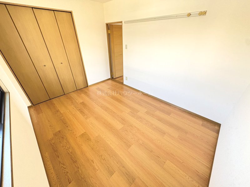 ハイカムール庭井 ベッドルーム