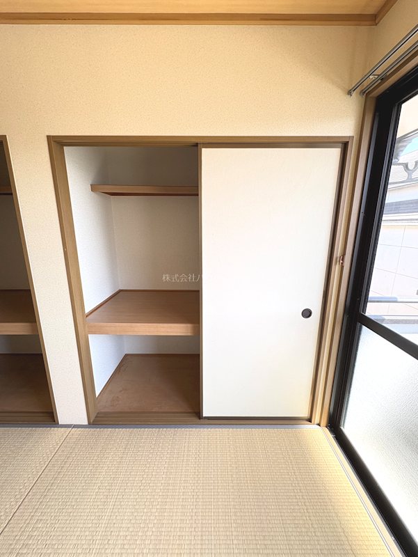 ハイカムール庭井 収納