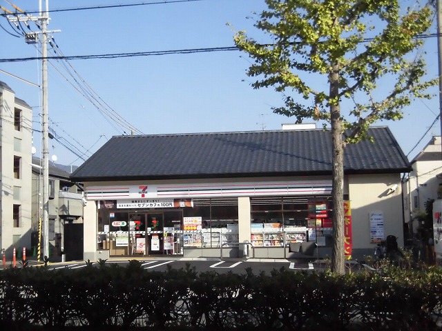 MAISON BLANCHE コンビニ