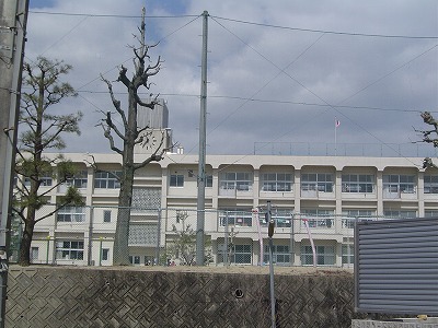寺田深谷貸家 小学校