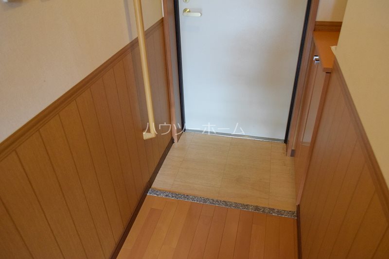 悠明館 玄関