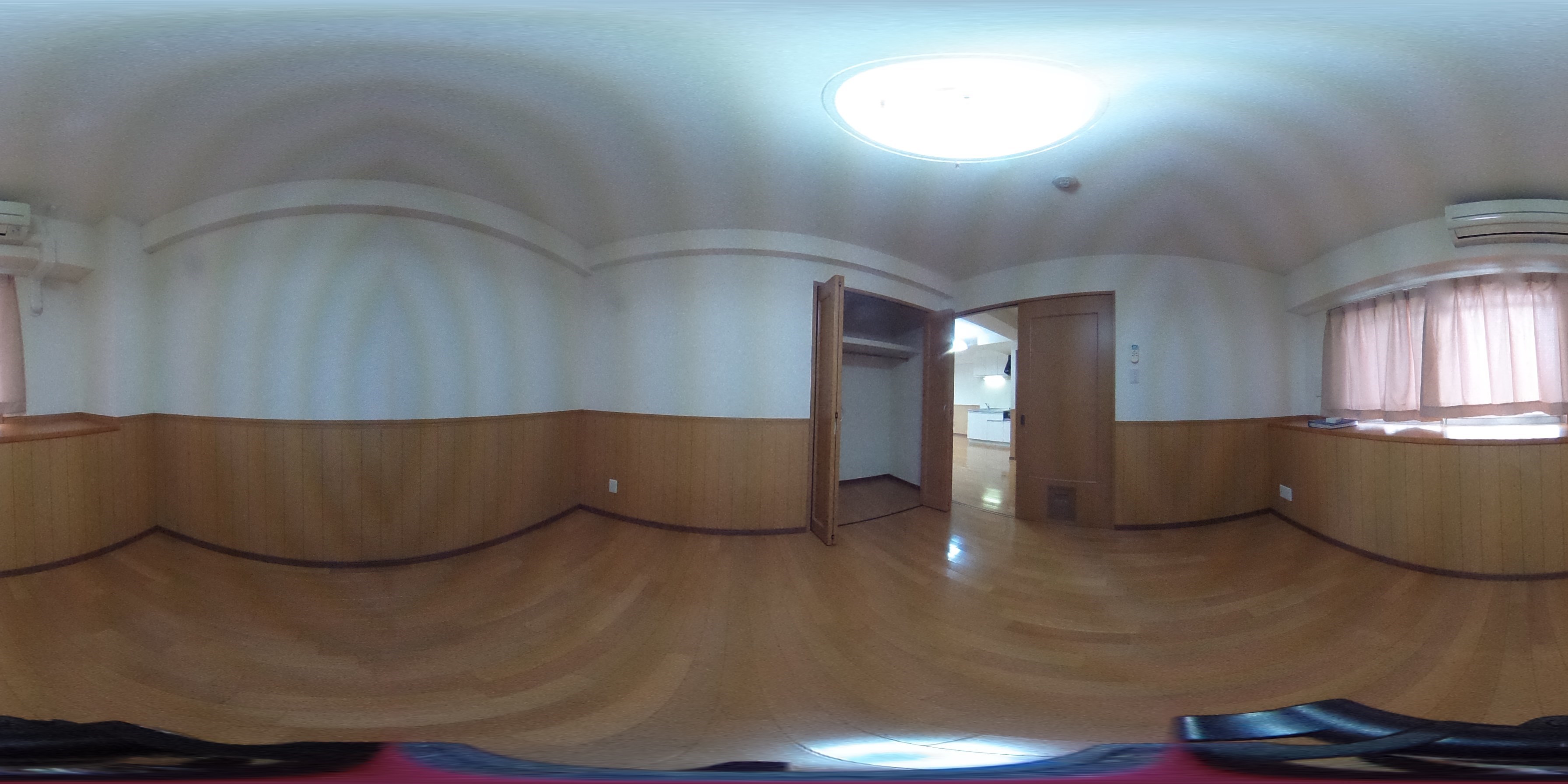 悠明館 洋室