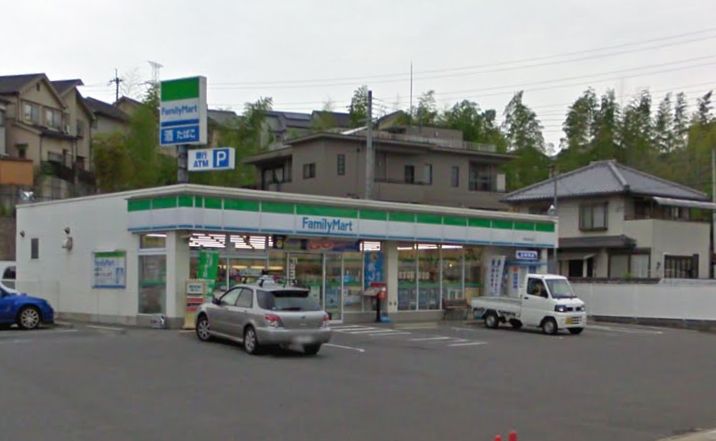 ヒカルサ京田辺大住 コンビニ