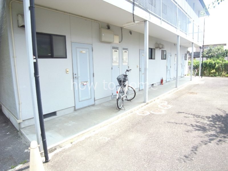 ハイツコスモスエイトⅡ エントランス