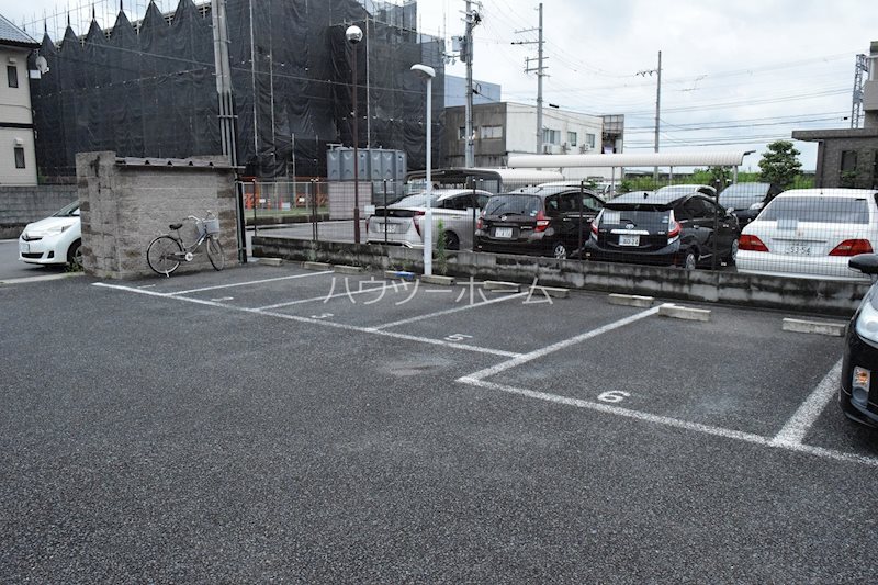 カシオペア 駐車場