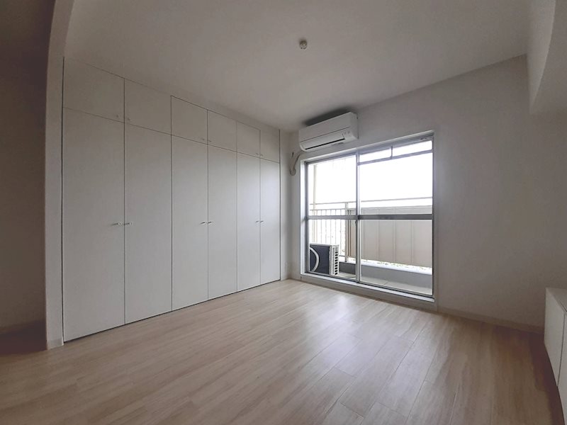 ベルヴィタウン京都伏見(向島市営住宅9街区) リビング
