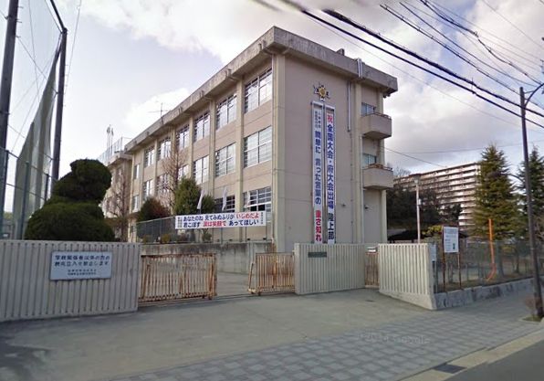 クレアコート精華 中学校