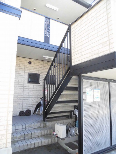 クローバー竹内 エントランス