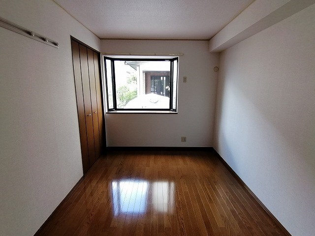 クローバー竹内 ベッドルーム
