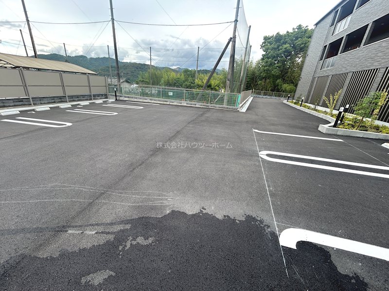 グランウエスト・Ｊ 駐車場