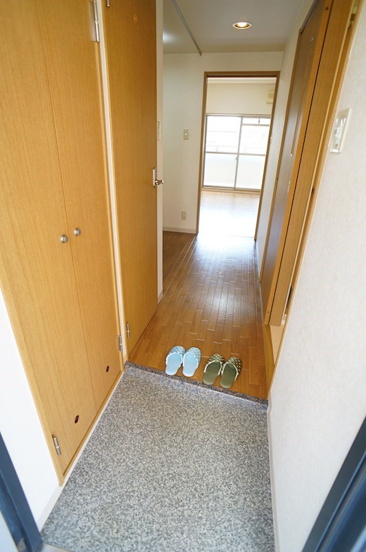 フレーヴァー藤森 玄関