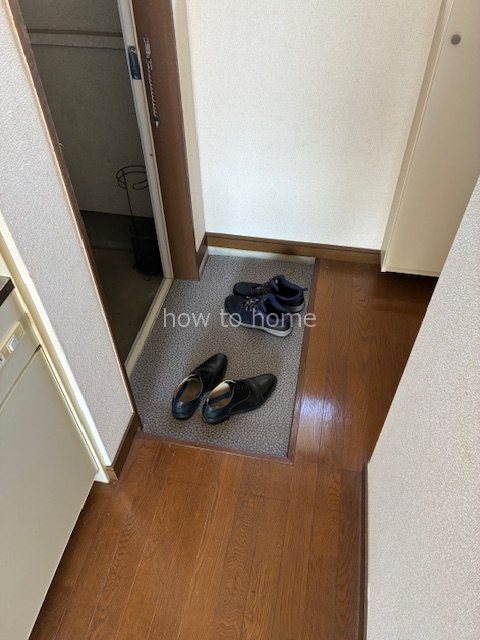 ハイツ西野 玄関