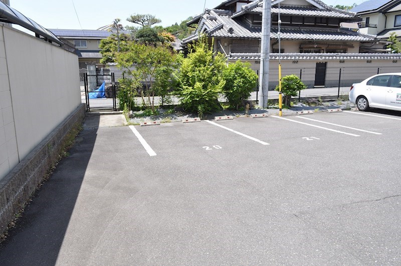 プエルタⅠ 駐車場