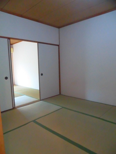 クイーンハイツ ベッドルーム
