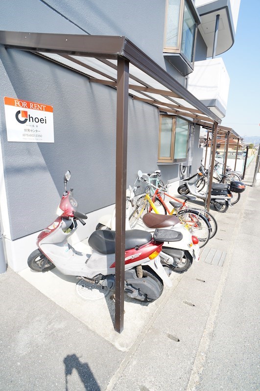 クレアトール23 駐車場