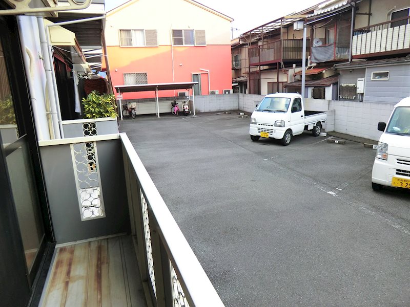 シャルム豊 駐車場