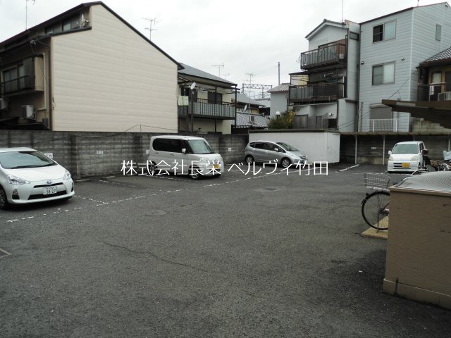 香珠マンション 駐車場