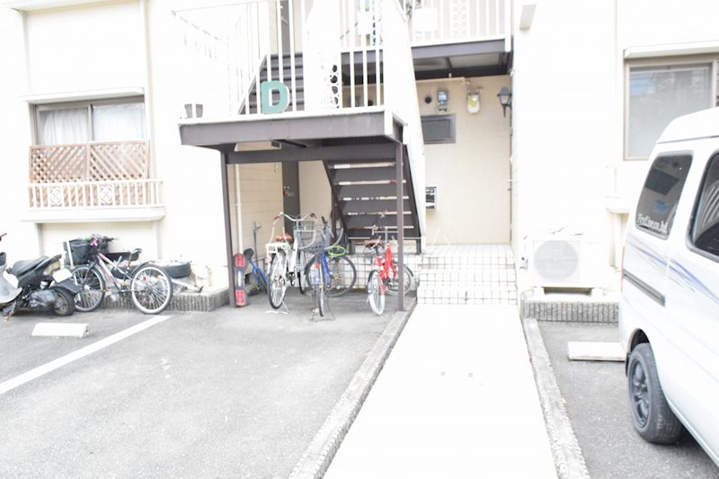 サンハイツフジタB棟 エントランス