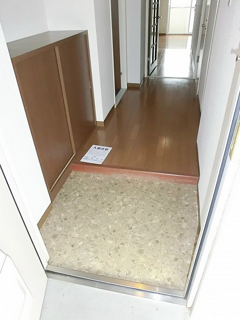 グレース松ヶ崎 玄関