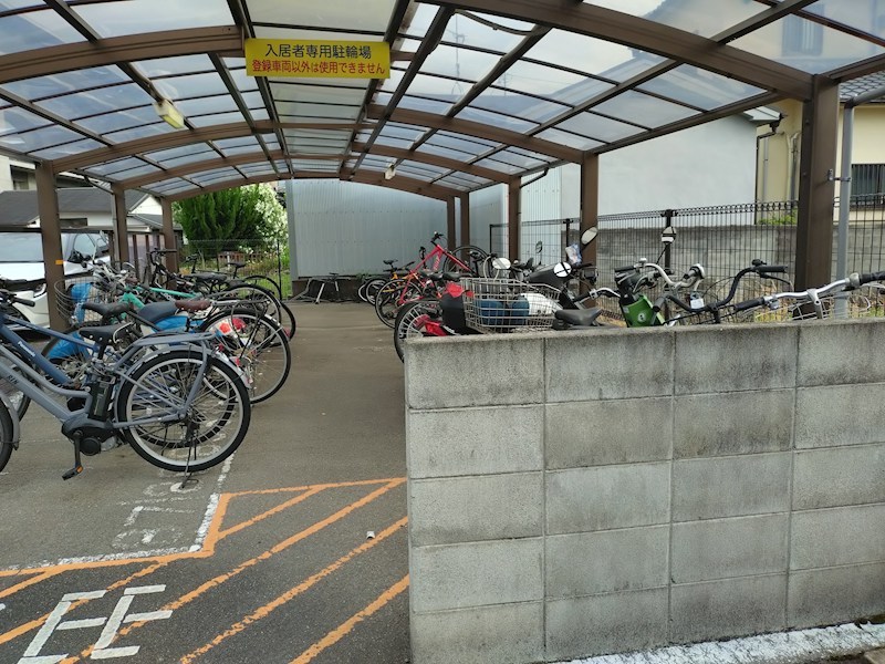 ボナールヒロ 駐車場