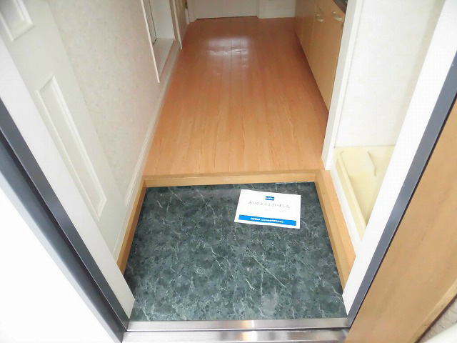 サンフローラ宝ヶ池 玄関