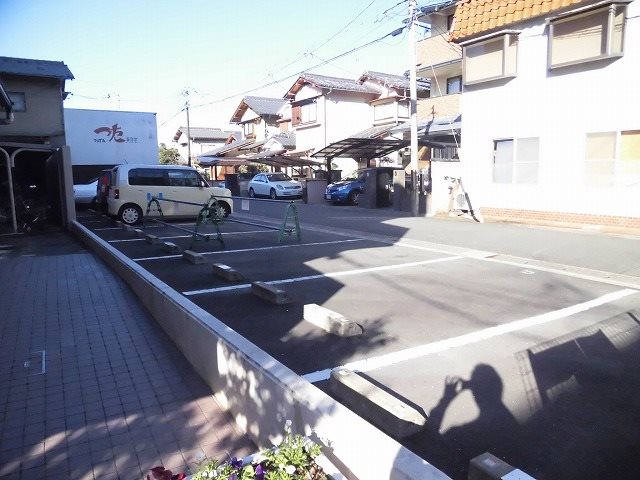 ソフィスタ洛北 駐車場